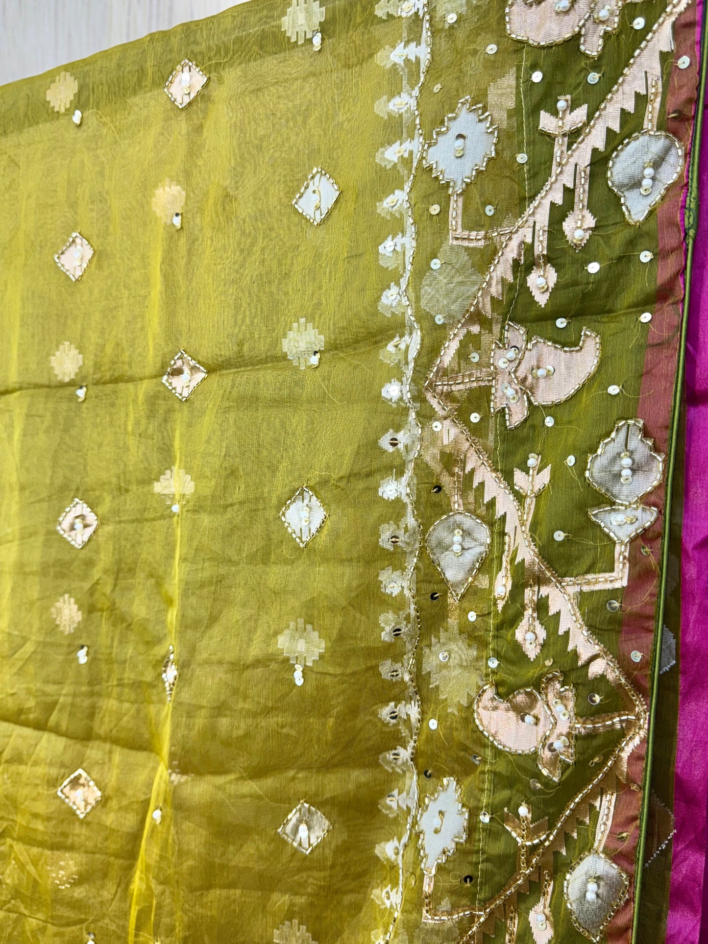 Mehendi Muse- Jamdani Saree